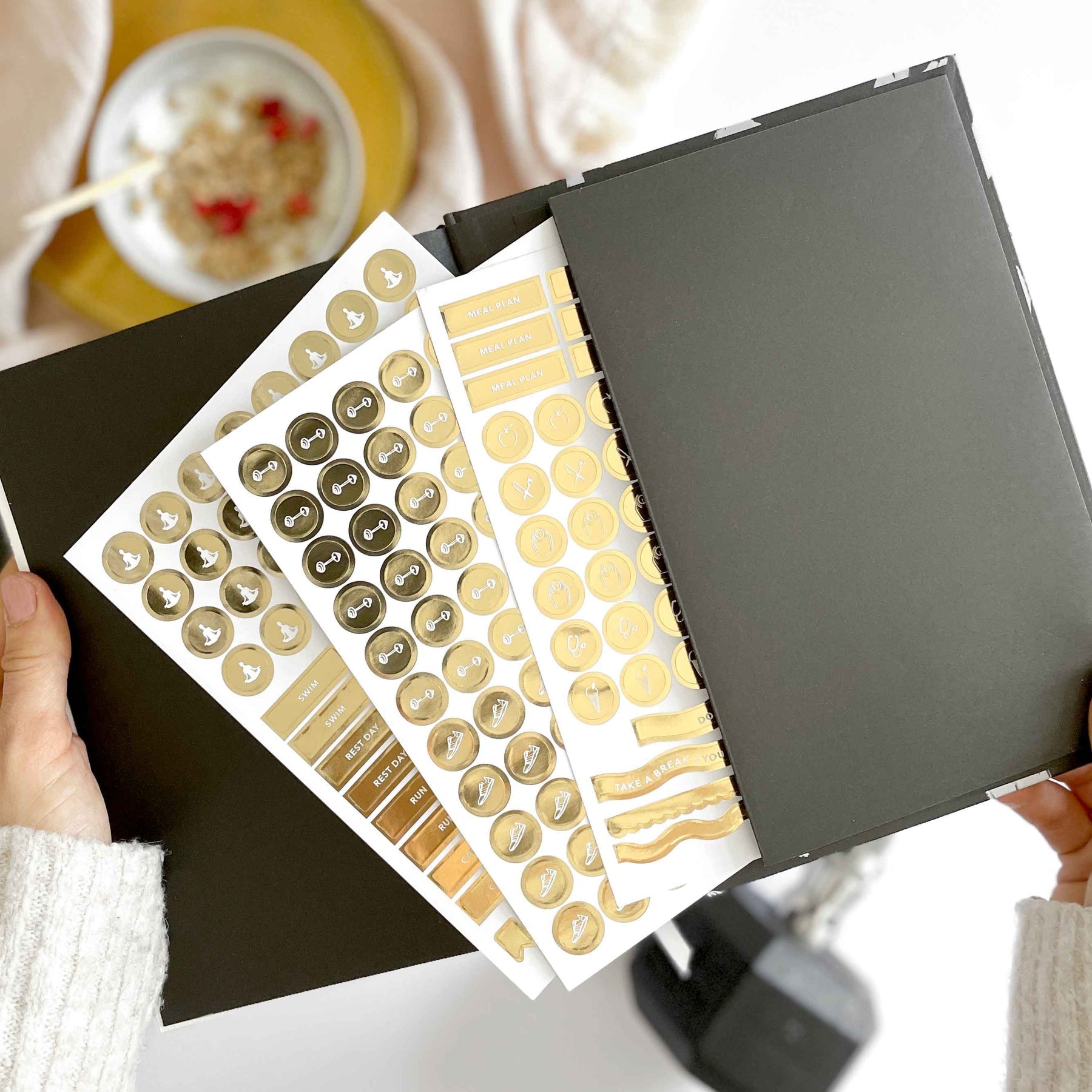 My Daily Fitness Planner - Workout and Meal Planner