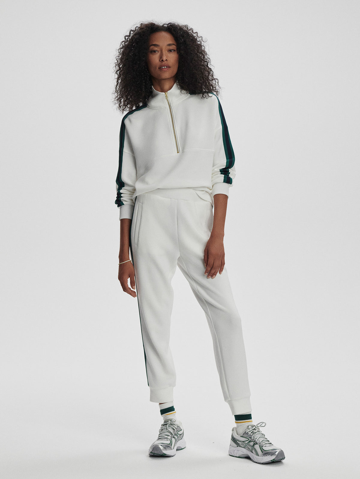 0c783944e09bbe1b7354dbcc7f756d4414f1d09c_VAR02473_THE_SLIM_STRIPE_CUFF_PANT_26_WHITE_NAVY_FOREST_001.jpg