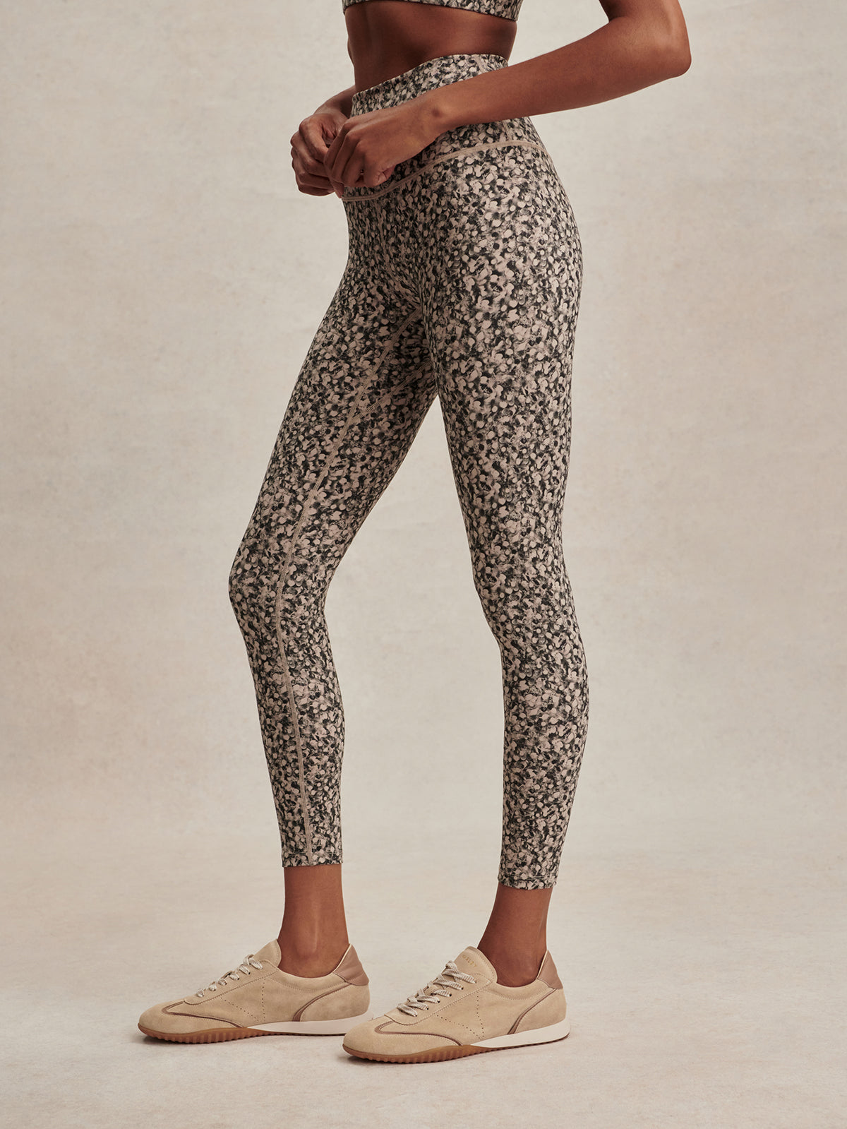 FreeSoft™ High-Rise Legging 25"