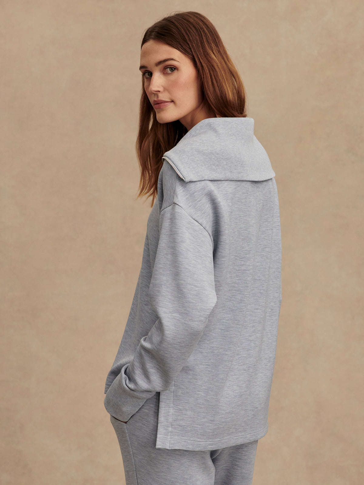 416679b131c729769e64d6f94dd4f9d09917e376_VAR02444_LARSON_HALF_ZIP_SWEAT_MID_BLUE_MARL_158.jpg