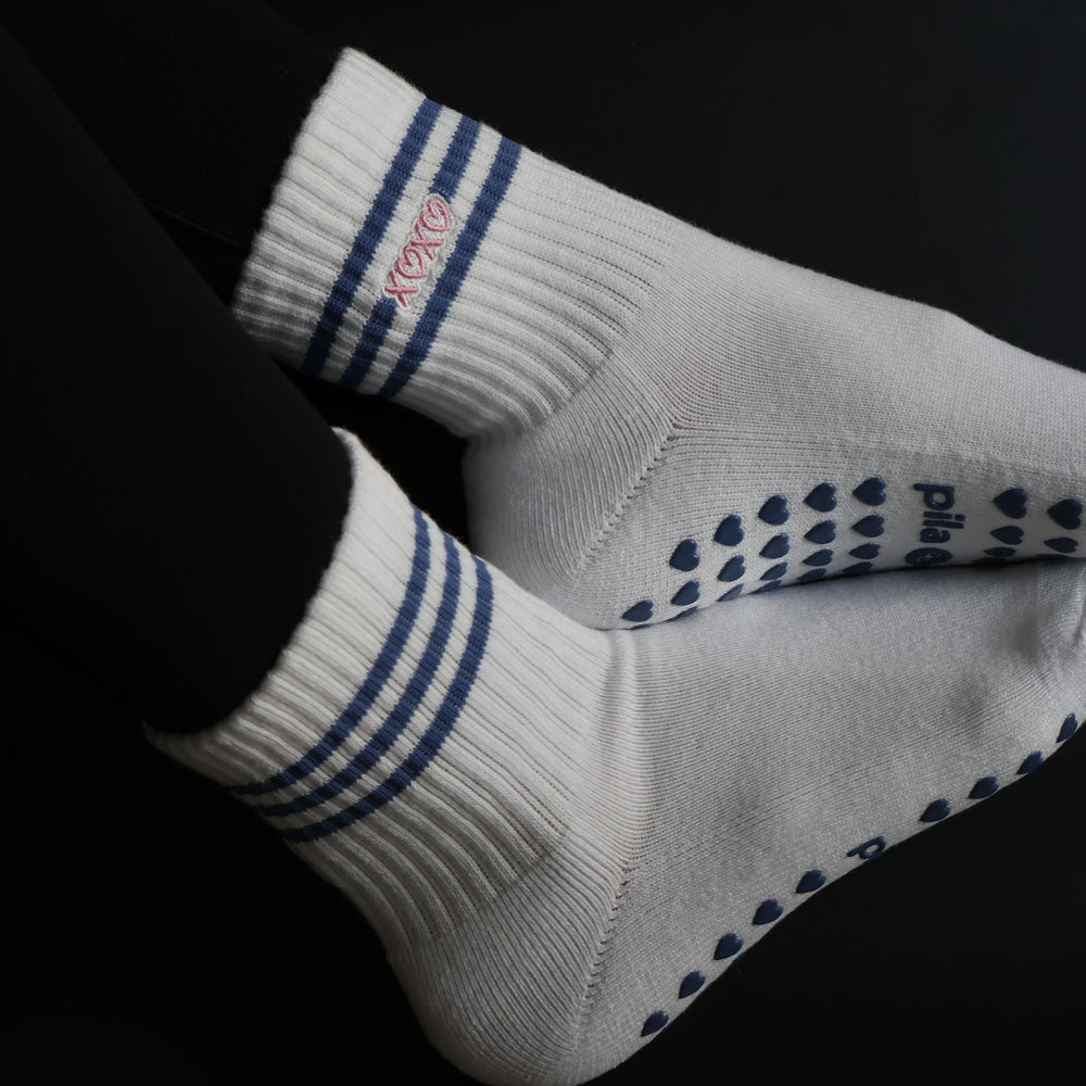 XOXO Grip Socks