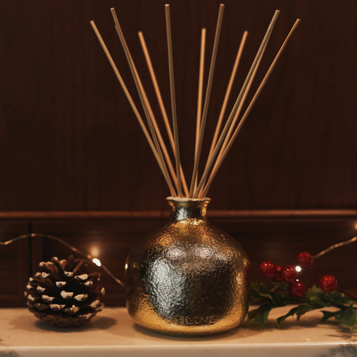 HolidayDiffuser1_58328f1f-7b0d-4939-880a-441dfbd718a5.png