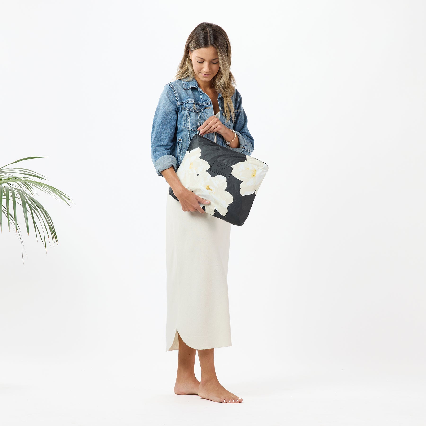 Mohala Max Pouch