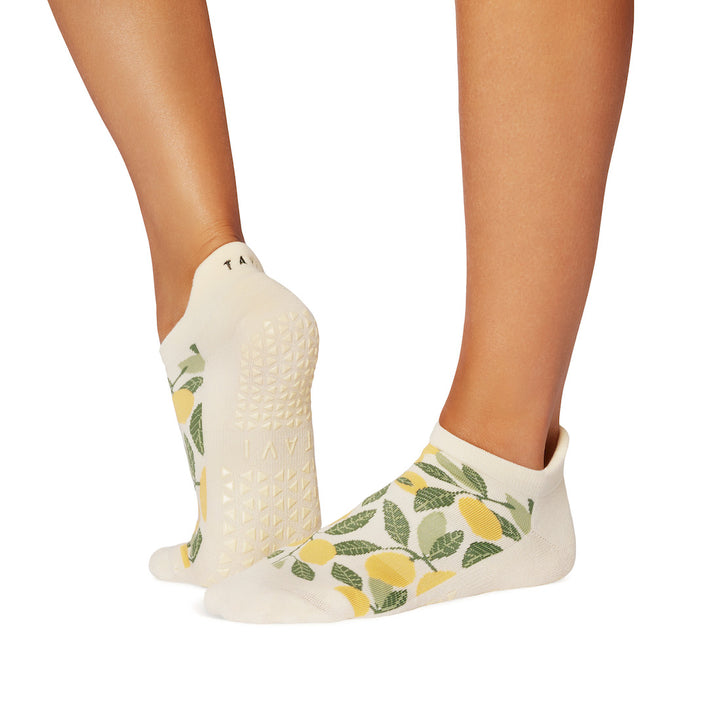 S25_TAVI_Grip_Savvy_Lemon-Love_720x_a61ce9d0-e430-454c-86ae-7d242d0ae4bd.jpg