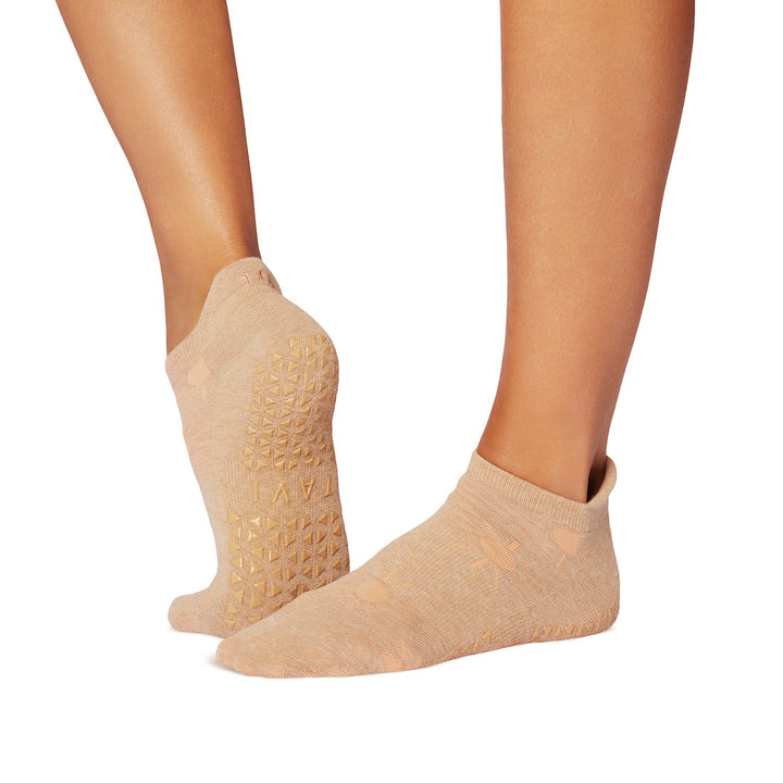 S25_TAVI_Grip_Savvy_Mocha_720x_0e6646cc-7c73-49a5-877a-79eb3b1135c3.jpg