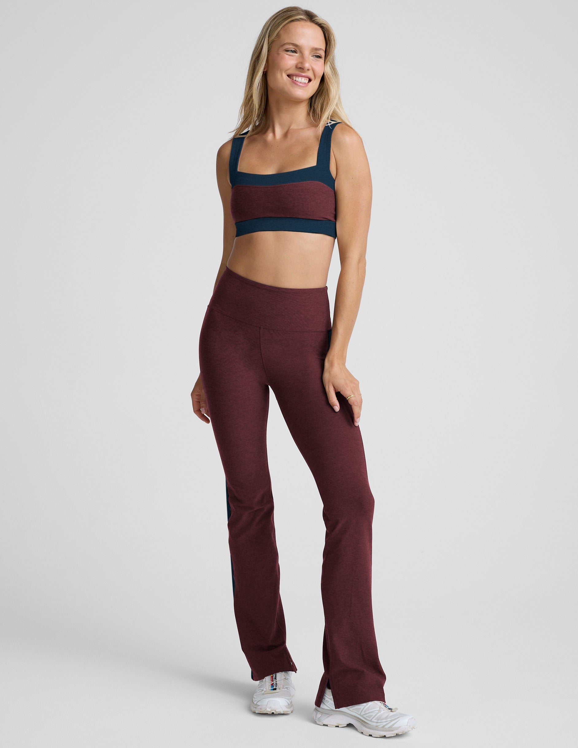 SD1267_midnight-burgundy-heather_00154_ed9d81dd-6fd5-46be-b19b-6eb873238e6b.jpg
