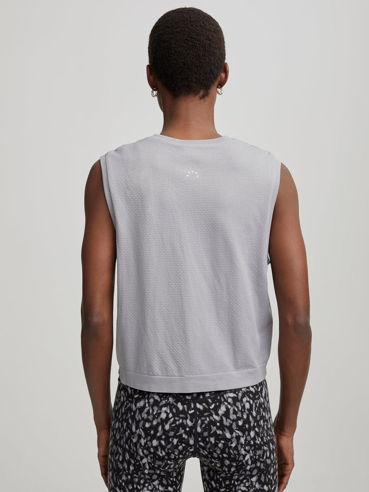 Page Seamless Crop Tank