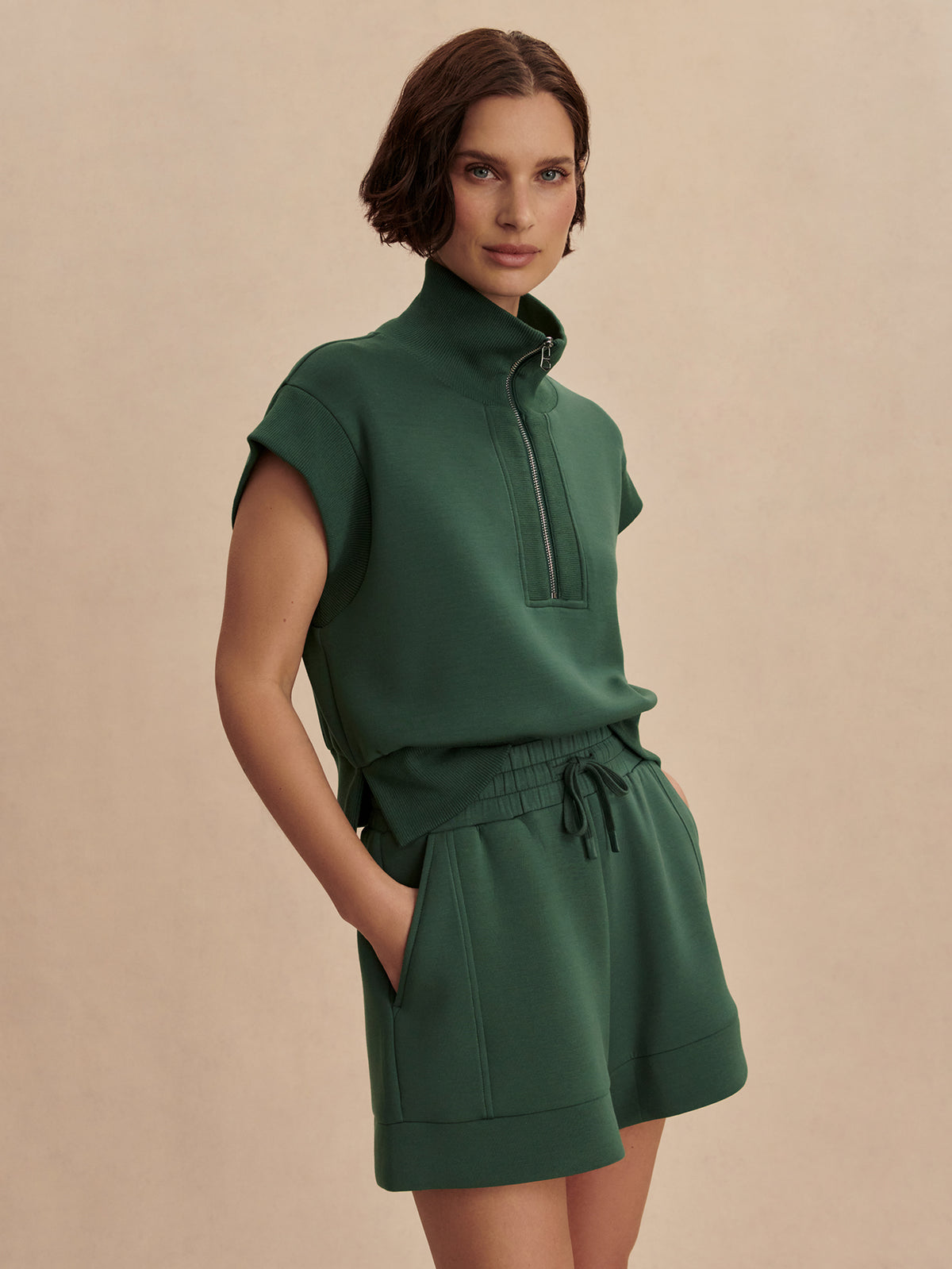 Atrium High-Rise Short 4.5